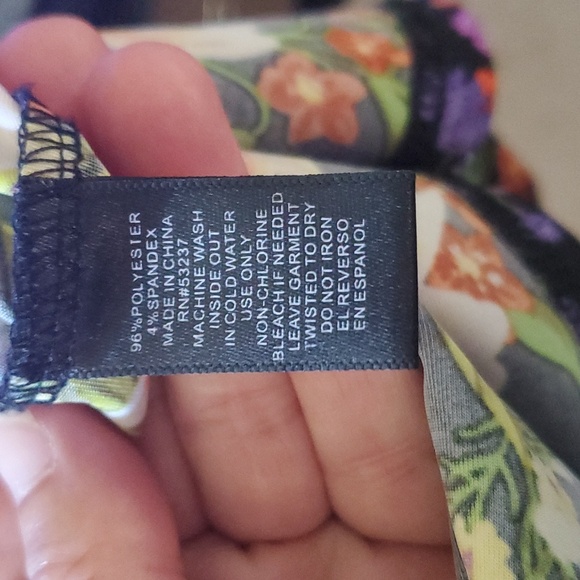 Unique Spectrum 2x vibrant fall flowers mesh yoke tiered ruffle quarter sleeve - Picture 6 of 7